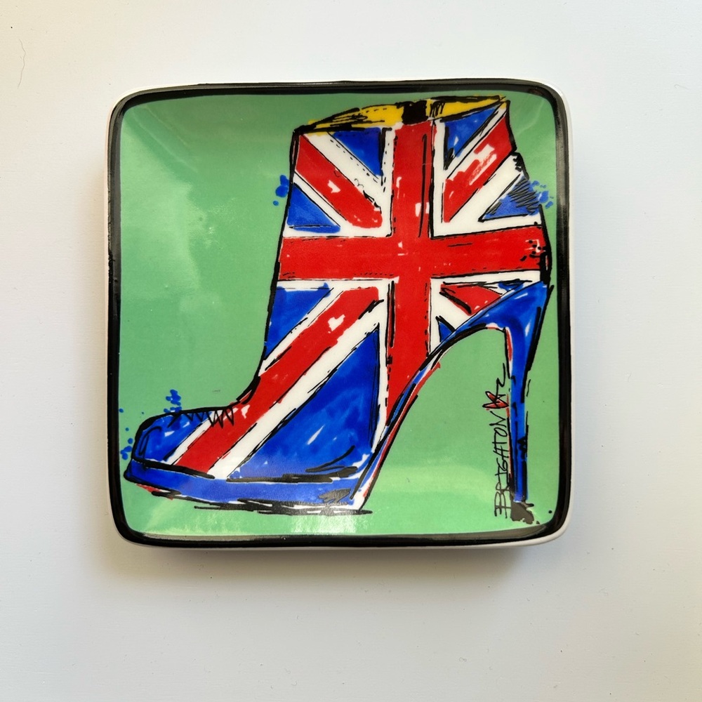 Brighton Blue and Red Decor Accent